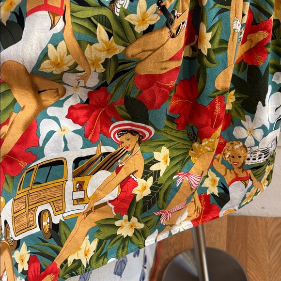 Grace Karin vibrant tropical red and yellow novelty patterned mini skirt. Size M - Picture 7 of 17